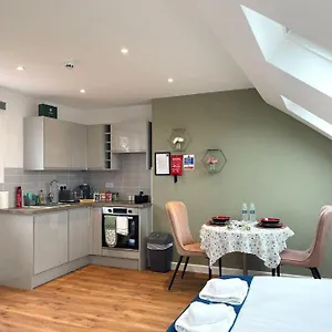  Guest house And By Tas United Kingdom