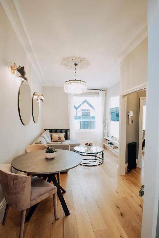 Ch1 Boutique Stays Chester Lägenhetshotell